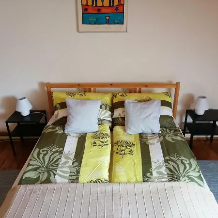 Guest house Zaszloshaz *